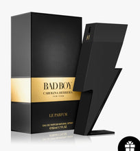 Încarcă imaginea în vizualizatorul Galerie, Carolina Hererra Bad Boy Le Parfum, 100ml(sigilat)